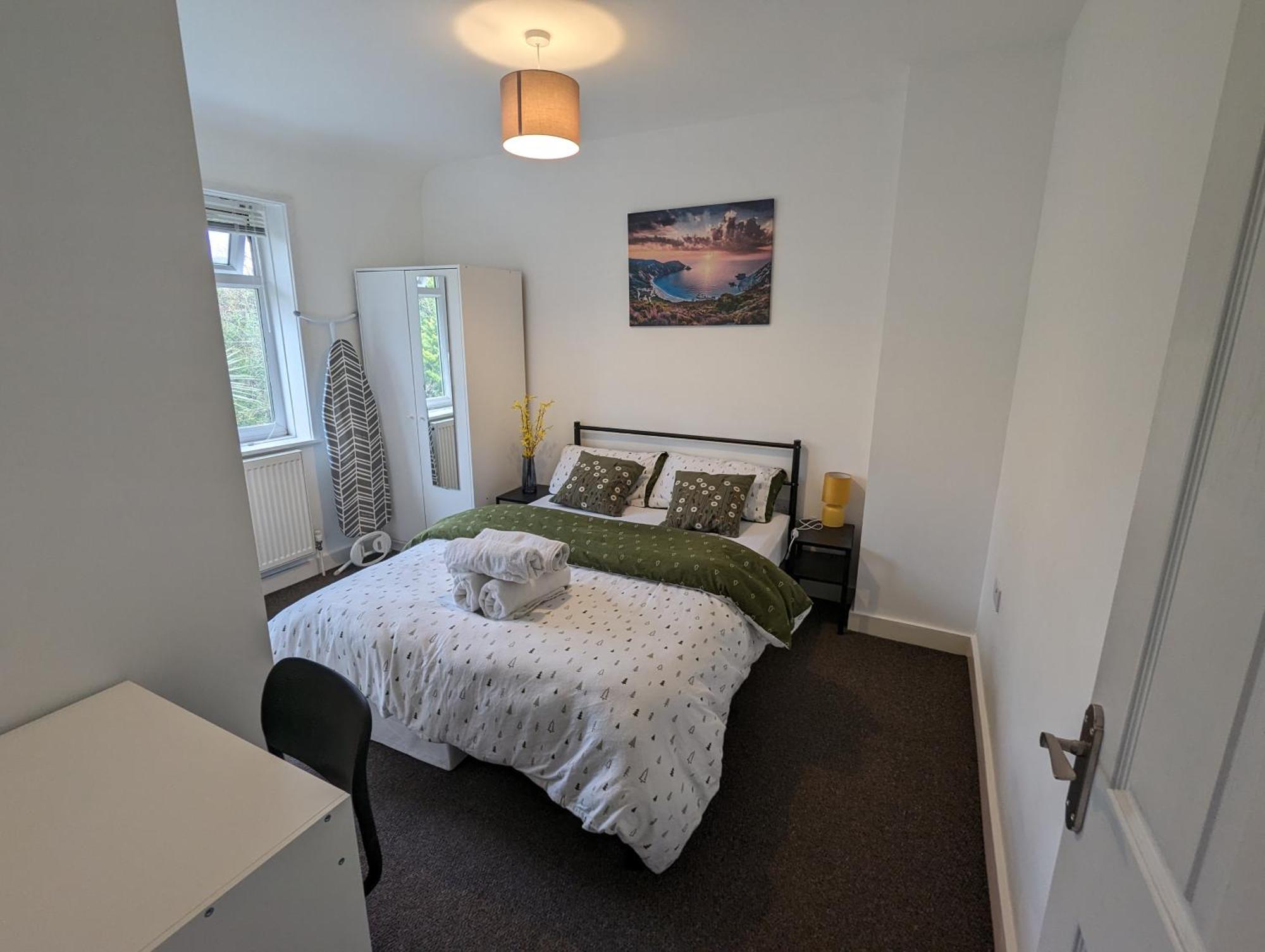 Fantastic 3-Bedroom House In London Morden  Kültér fotó