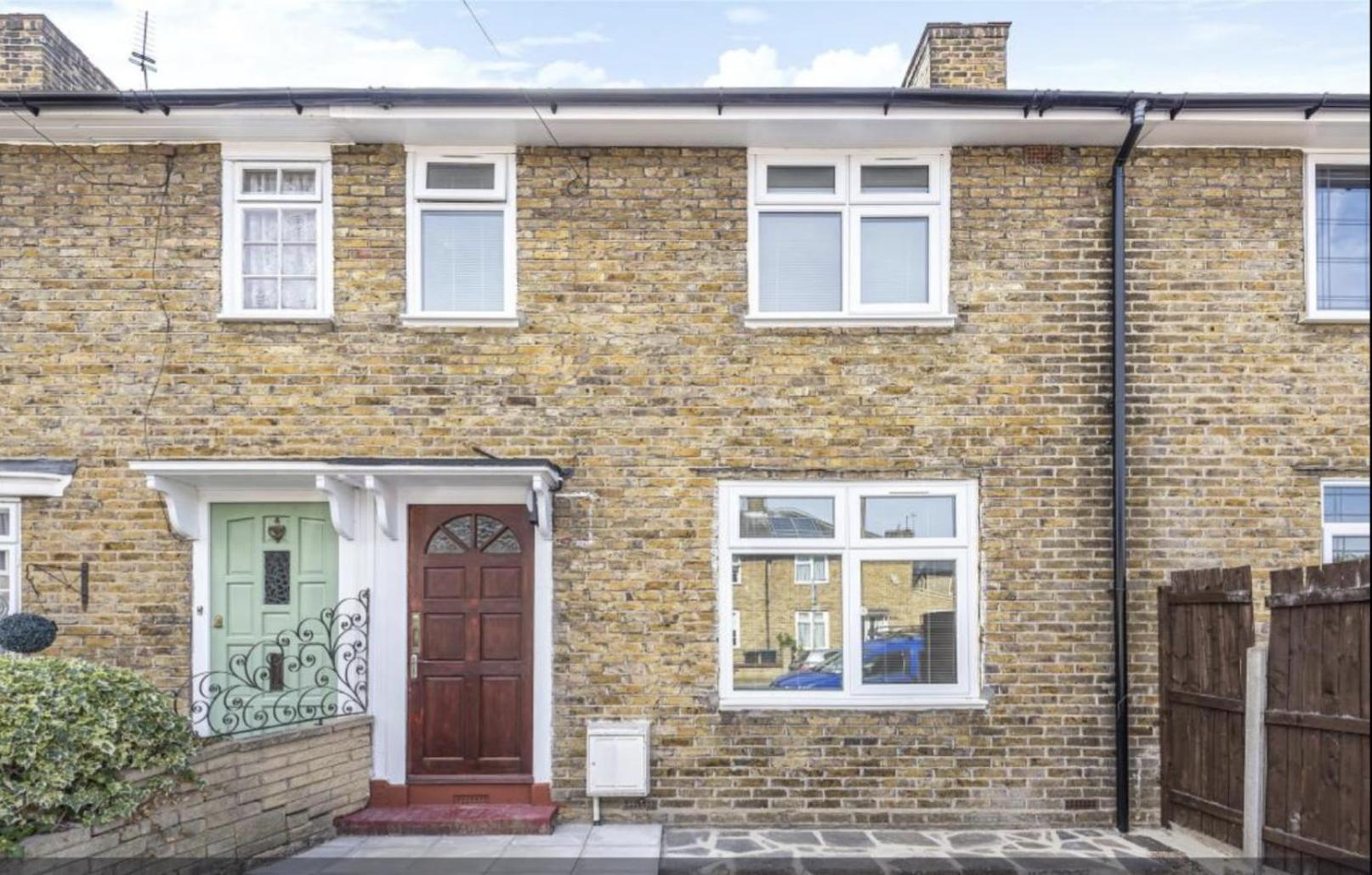 Fantastic 3-Bedroom House In London Morden  Kültér fotó